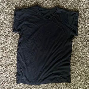 Size 6 Black EUC Lululemon Roll Around Tee